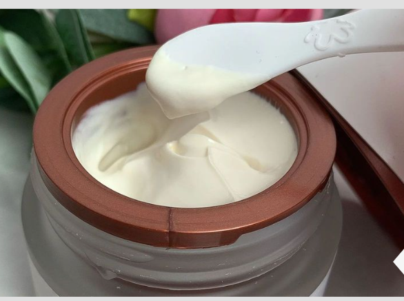 CHRONOS - REVITALIZATION AND FILLING 60+ DAY CREAM SPF30  - 40G